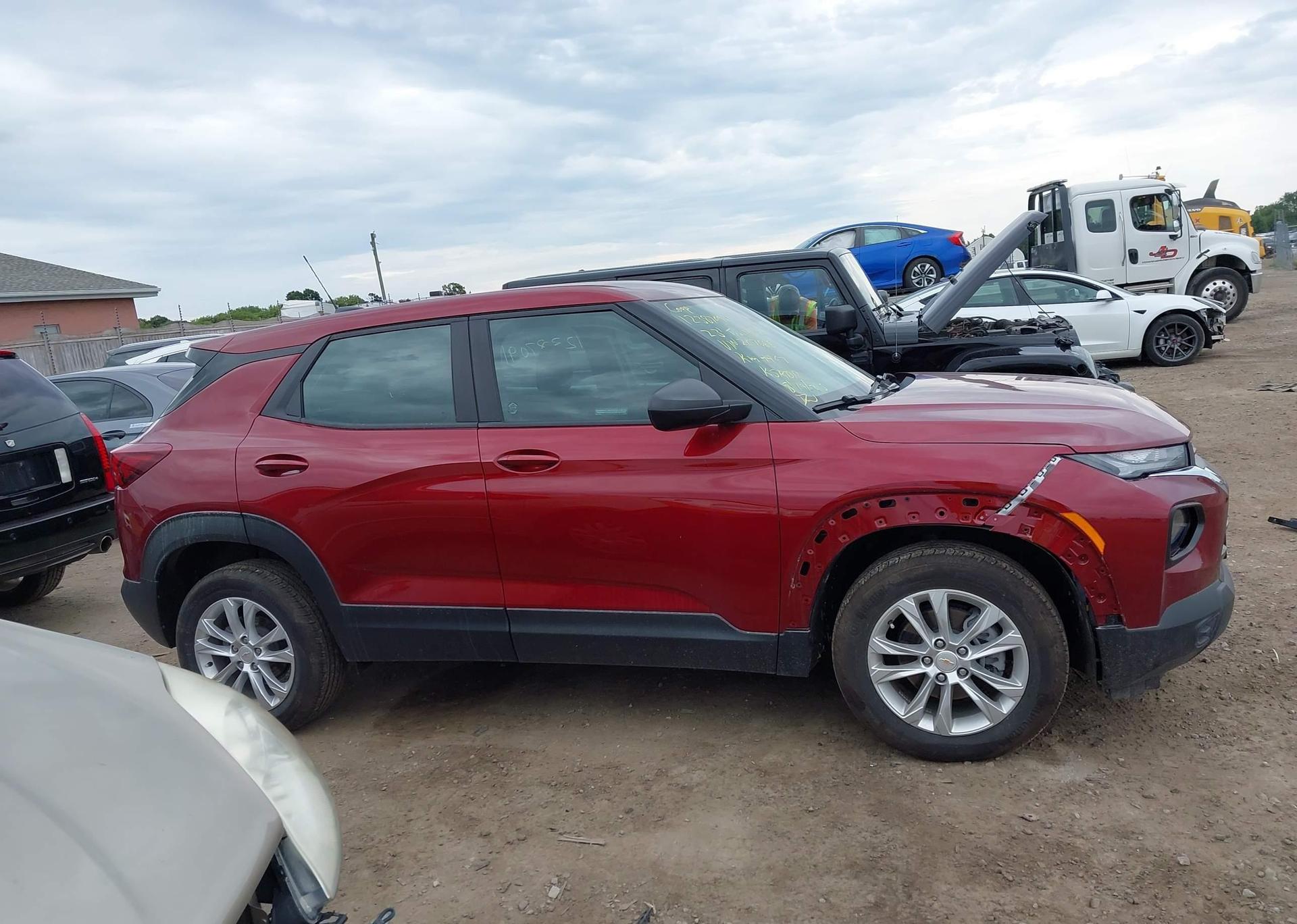 2023 CHEVROLET TRAILBLAZER LS