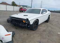 2018 DODGE CHALLENGER SXT