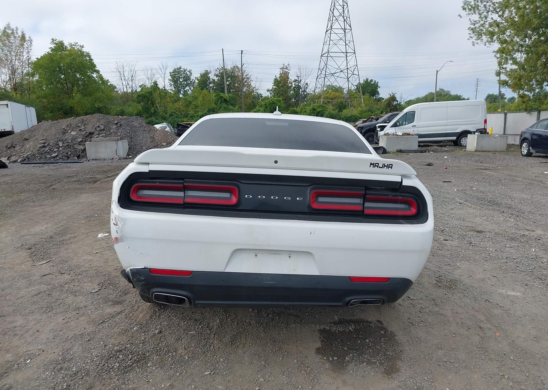 2018 DODGE CHALLENGER SXT