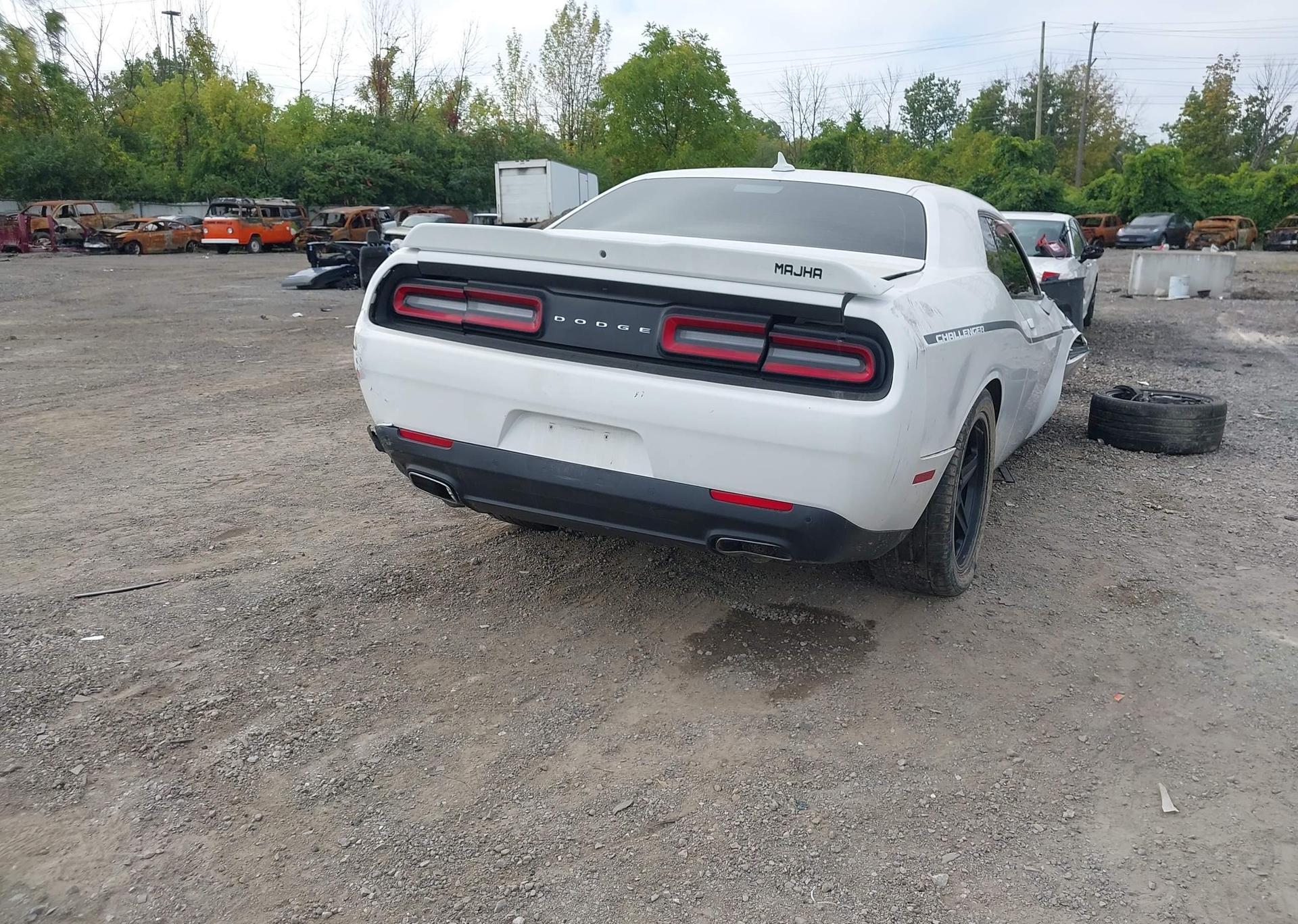 2018 DODGE CHALLENGER SXT