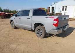2018 TOYOTA TUNDRA CREWMAX SR5
