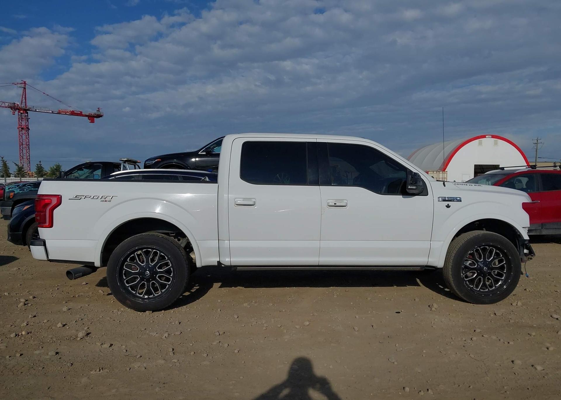 2015 FORD F-150 LARIAT