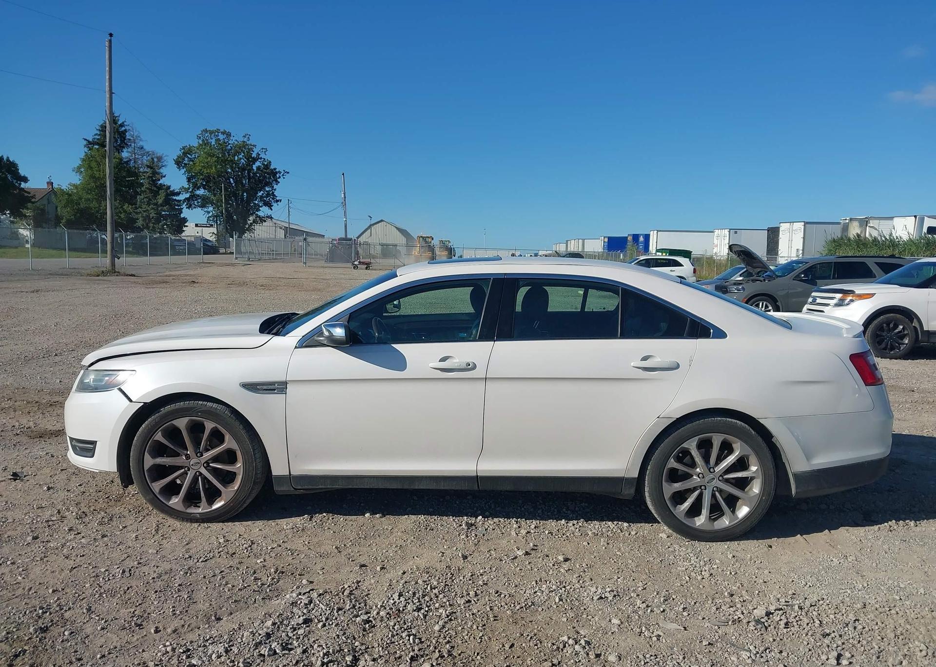 2017 FORD TAURUS LIMITED