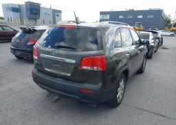 2013 KIA SORENTO