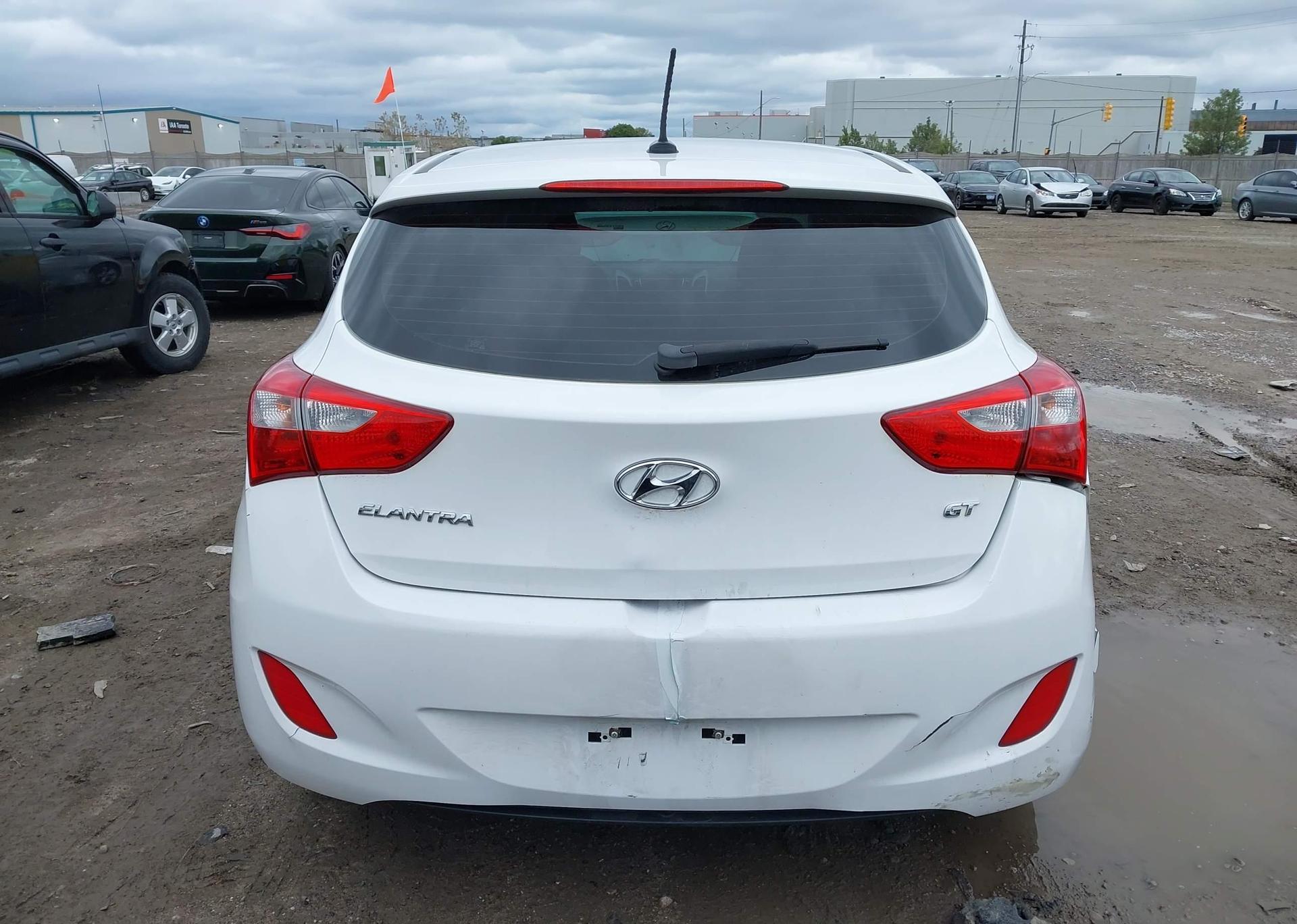 2016 HYUNDAI ELANTRA