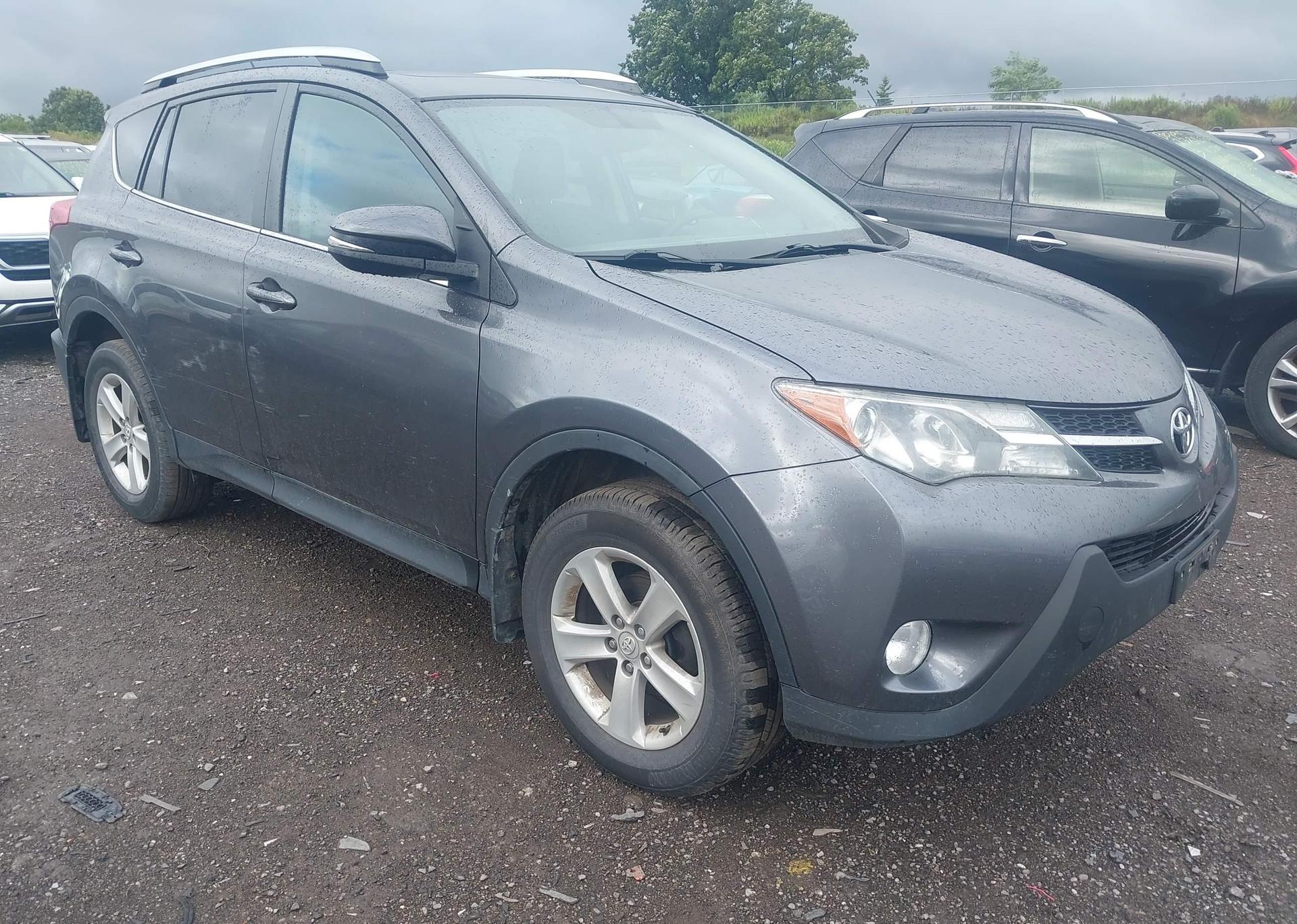 2014 TOYOTA RAV4