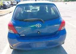 2010 TOYOTA YARIS LE