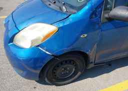 2010 TOYOTA YARIS LE
