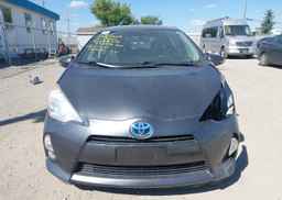 2013 TOYOTA Prius c