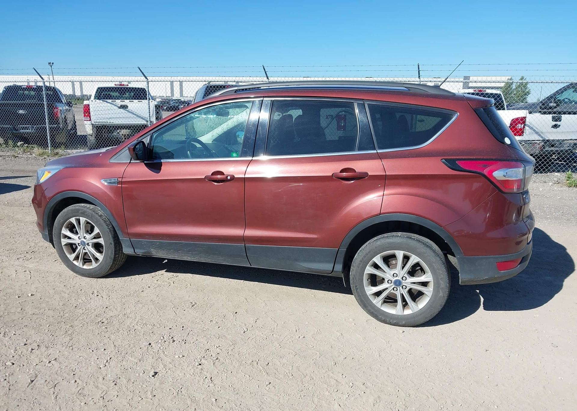 2018 FORD ESCAPE SE