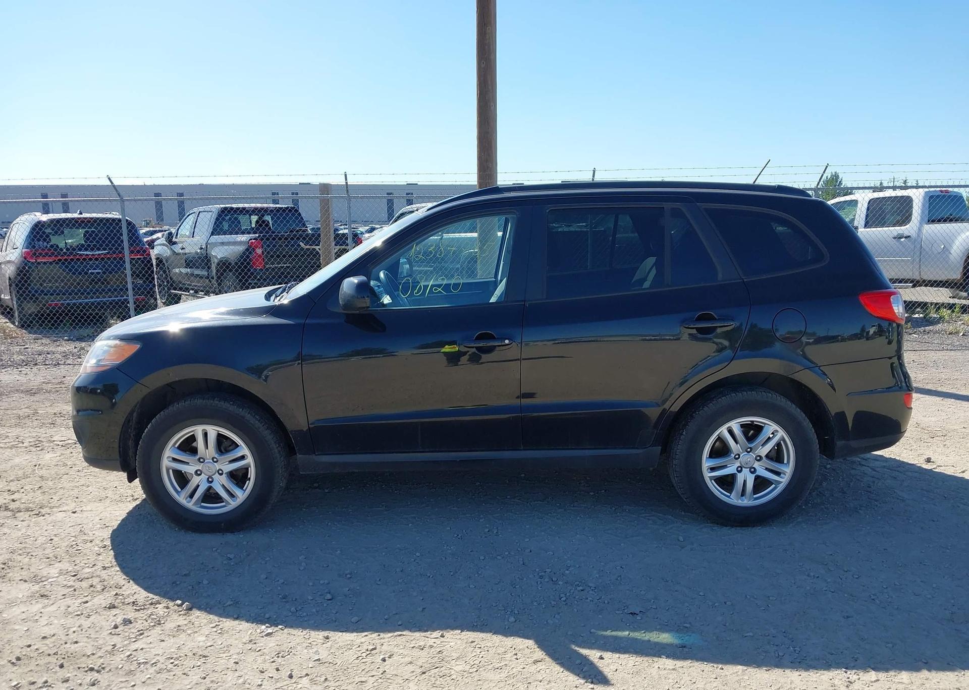 2011 HYUNDAI SANTA FE GLS