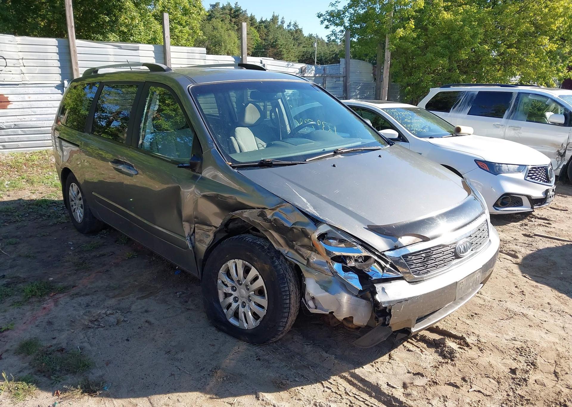 2011 KIA SEDONA EX