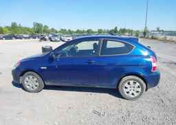 2010 HYUNDAI ACCENT SE