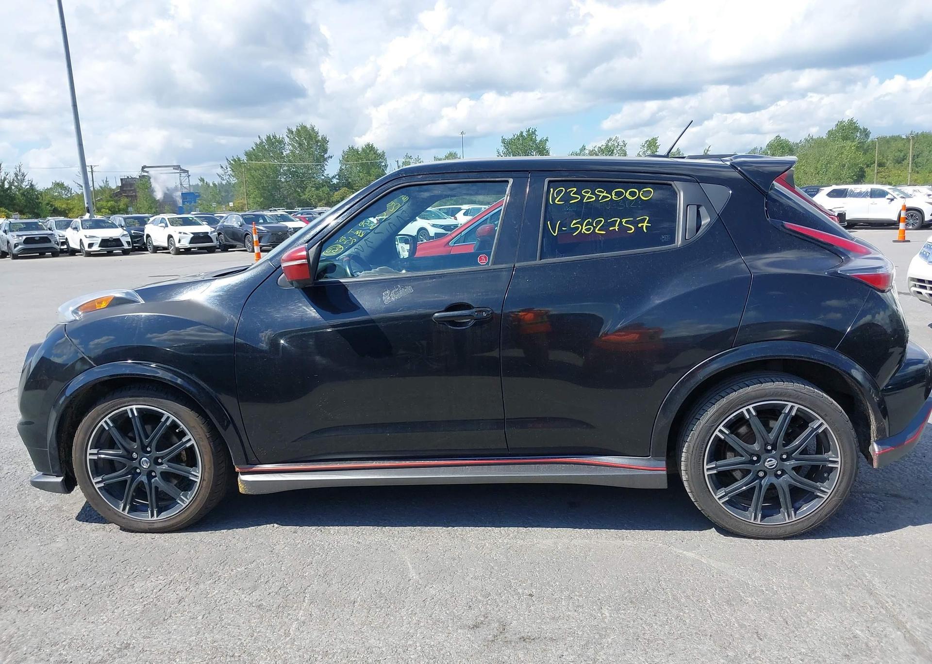 2015 NISSAN juke