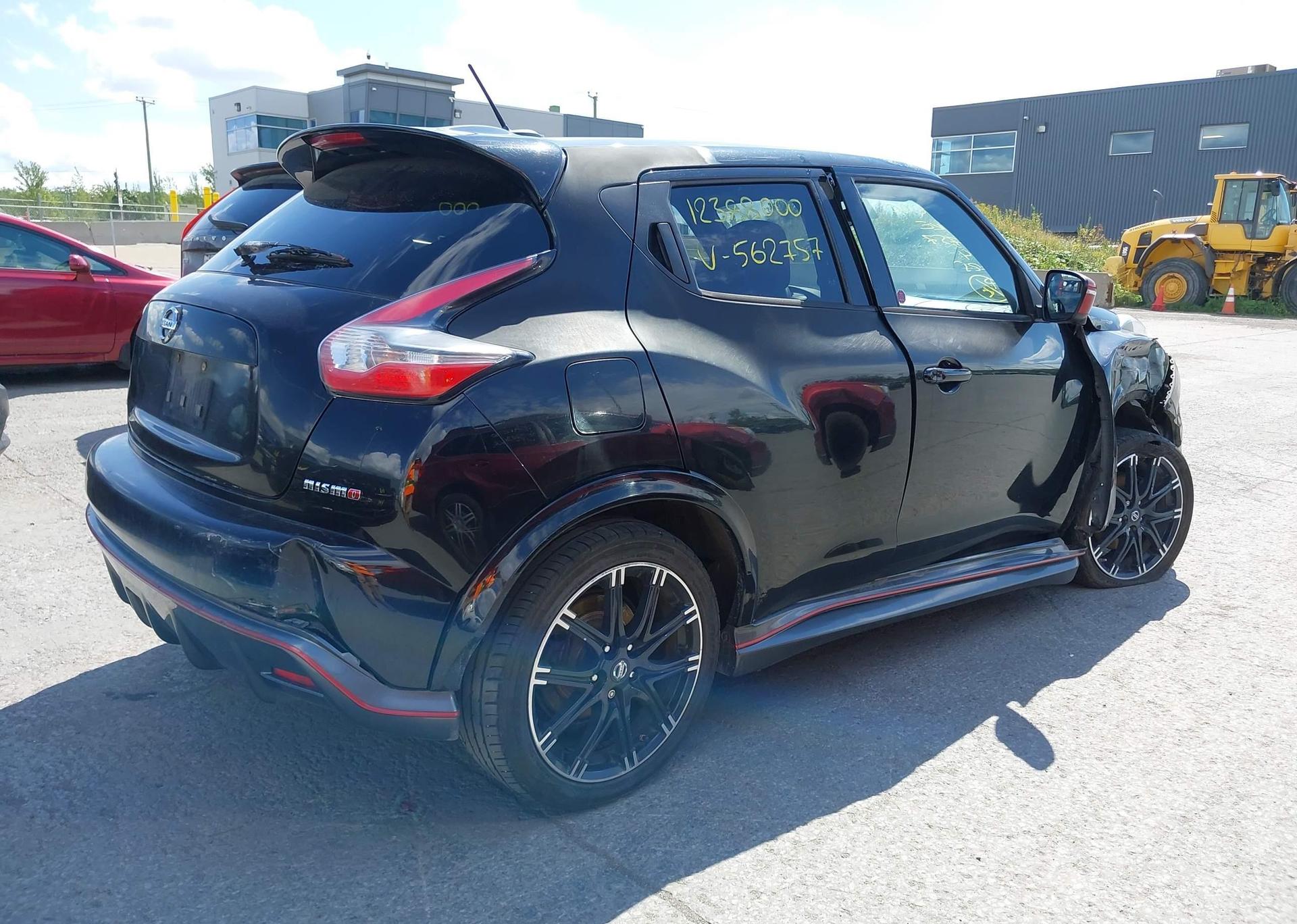 2015 NISSAN juke