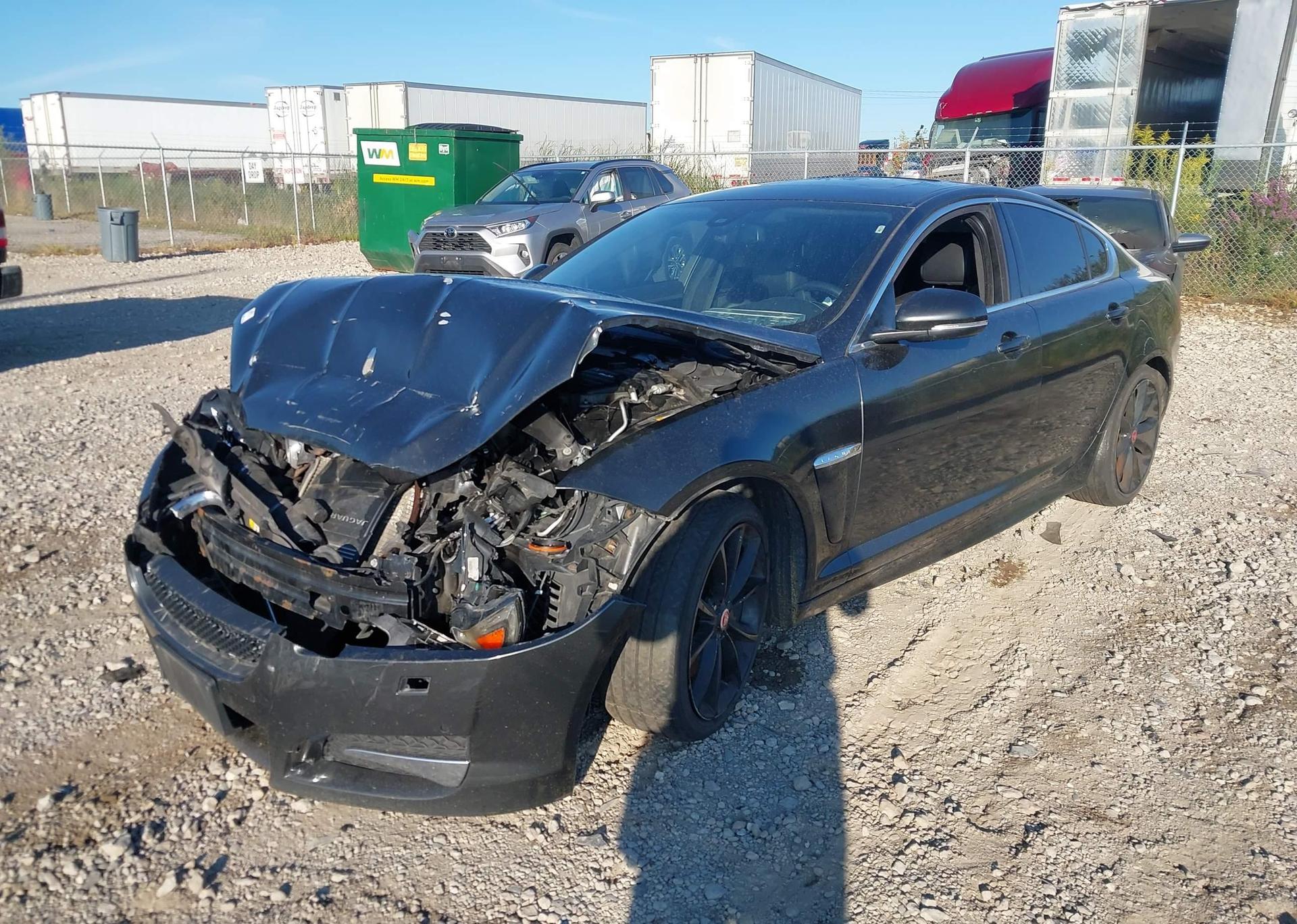 2014 JAGUAR XF 3.0L