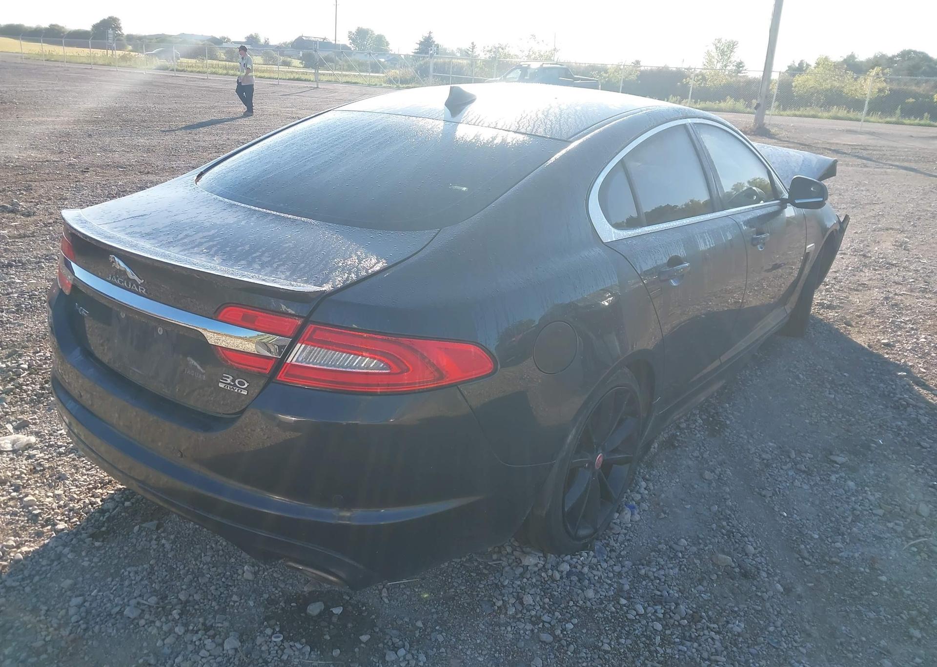2014 JAGUAR XF 3.0L