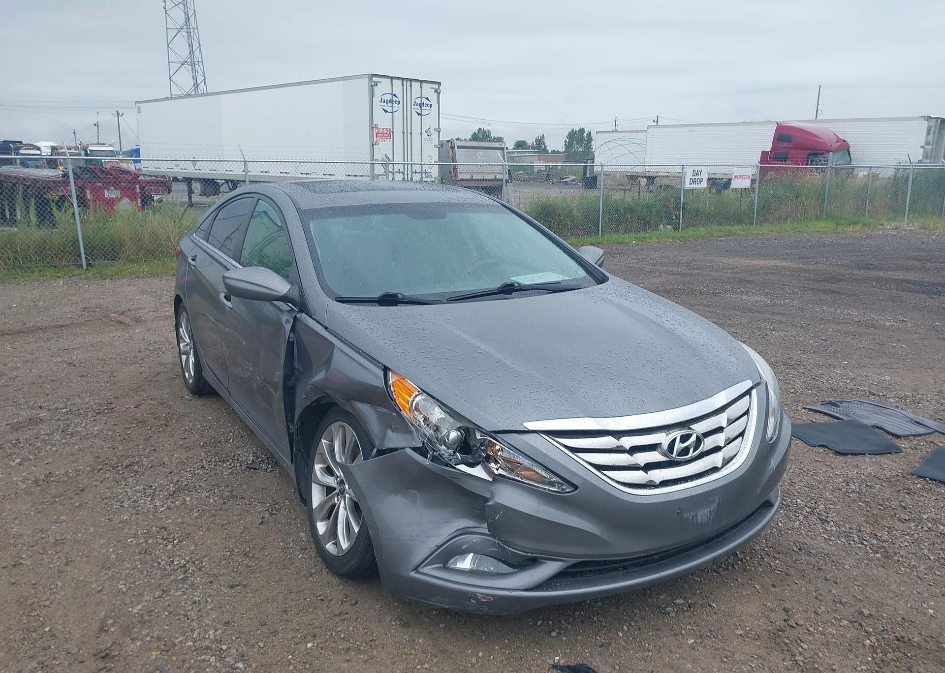 2013 HYUNDAI SONATA