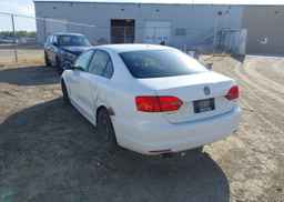 2011 VOLKSWAGEN JETTA TDI