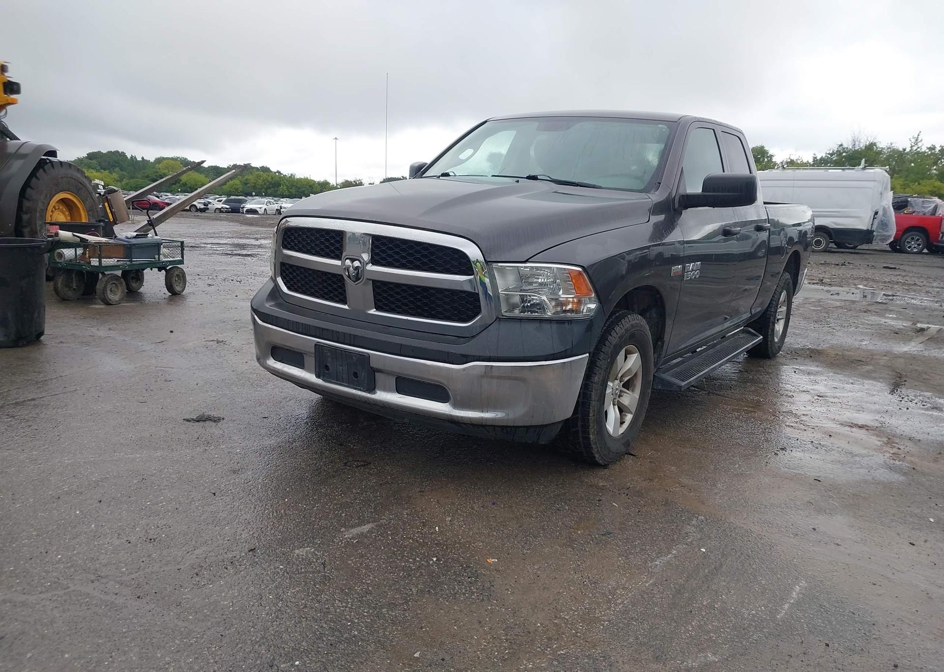 2014 RAM 1500 ST