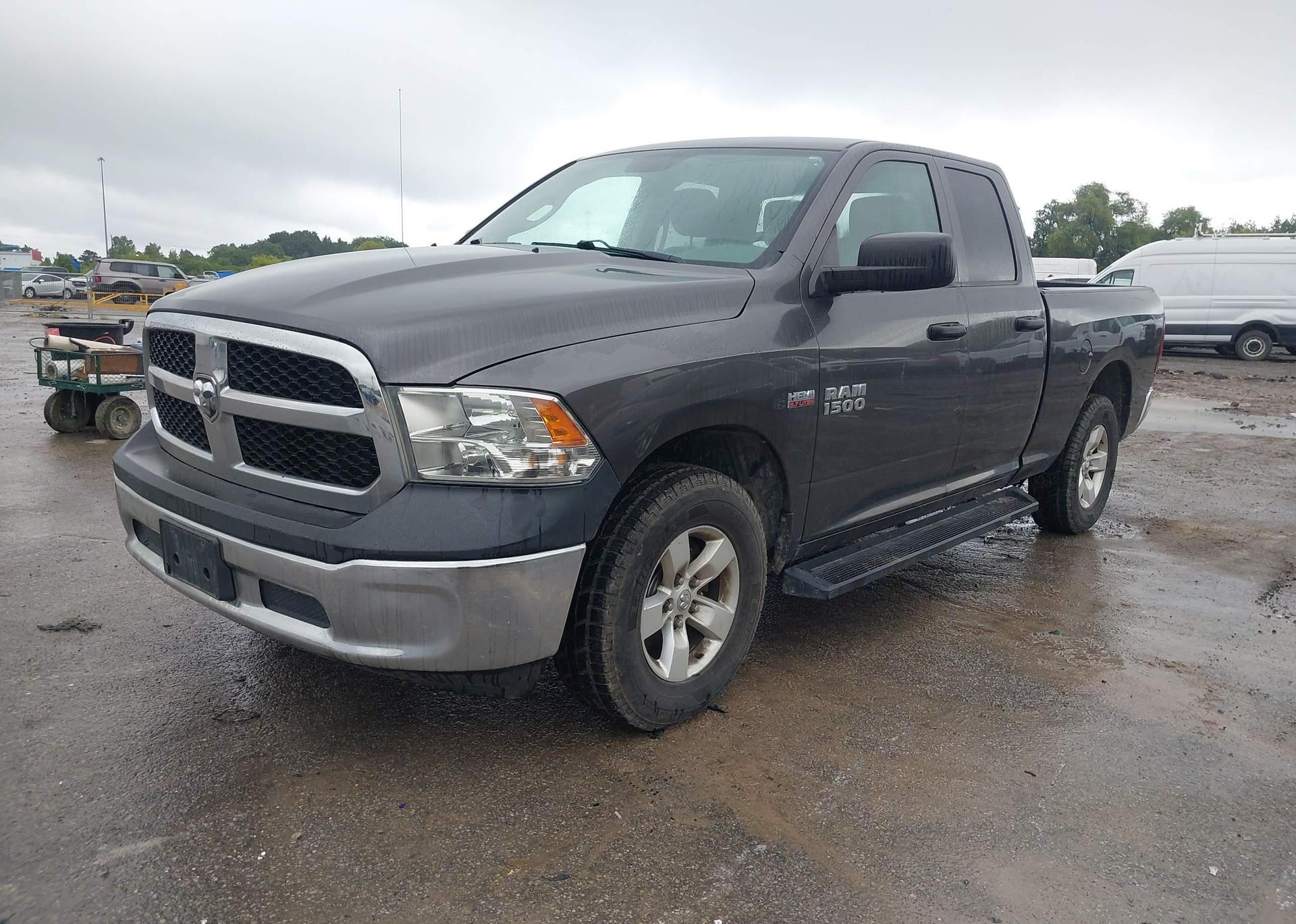 2014 RAM 1500 ST