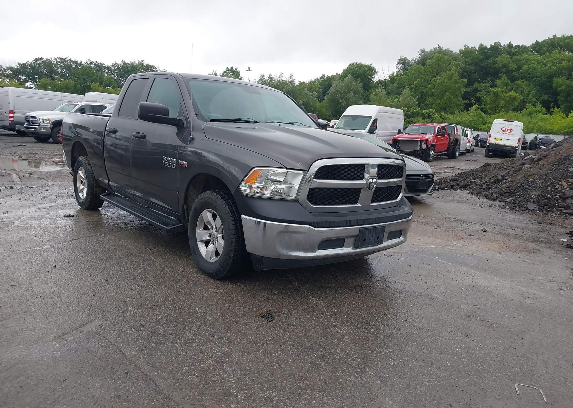 2014 RAM 1500 ST