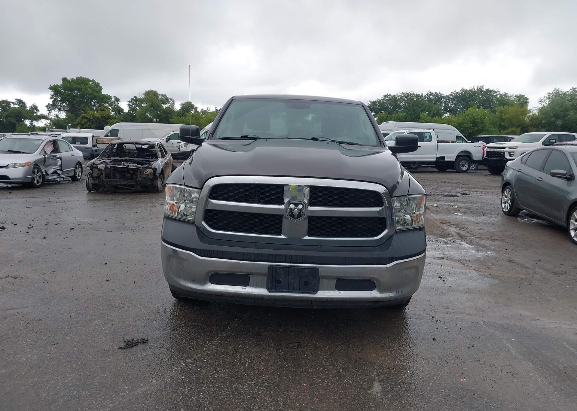 2014 RAM 1500 ST