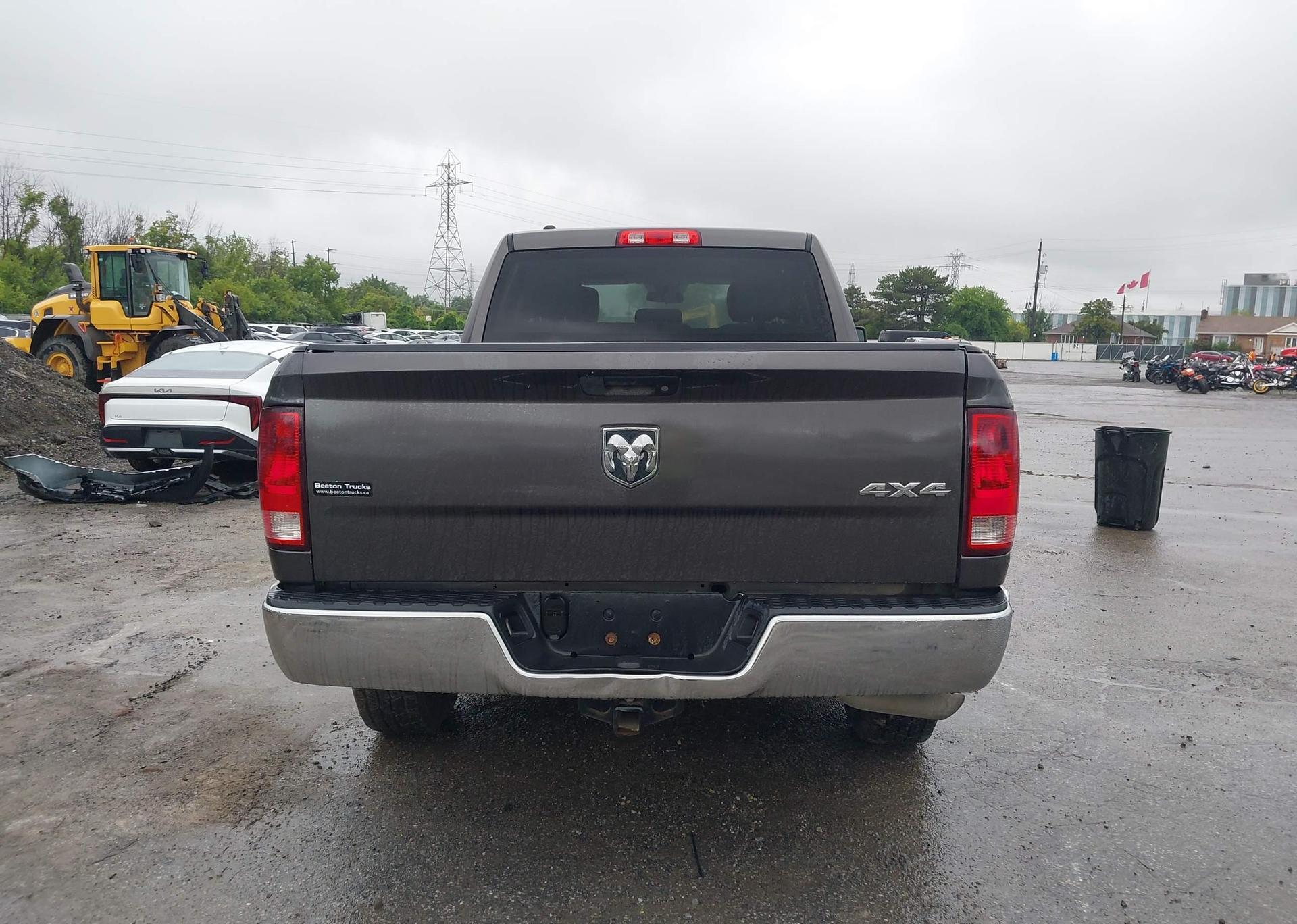 2014 RAM 1500 ST