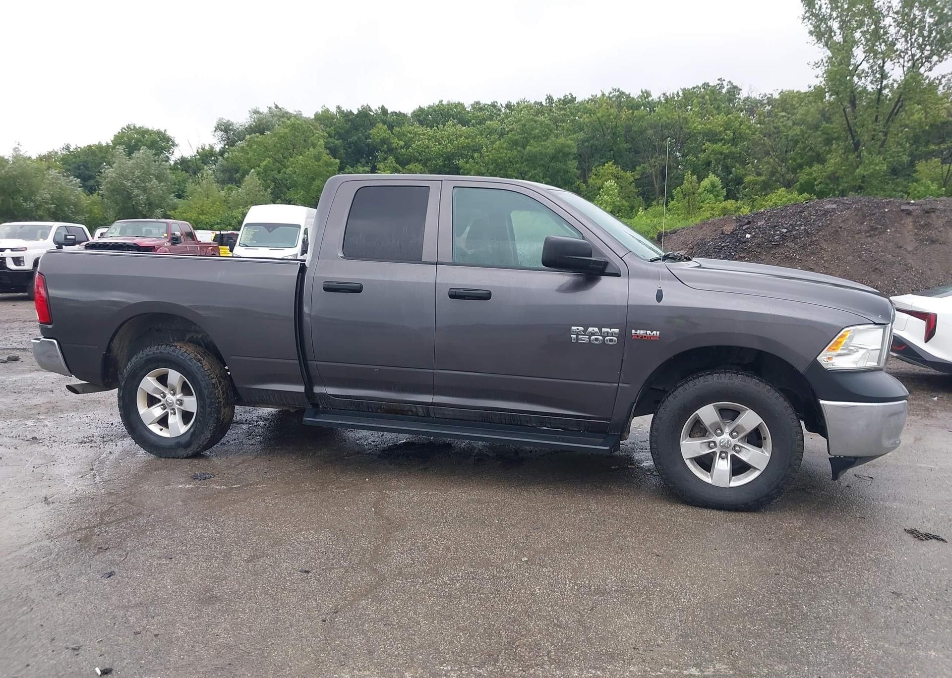 2014 RAM 1500 ST