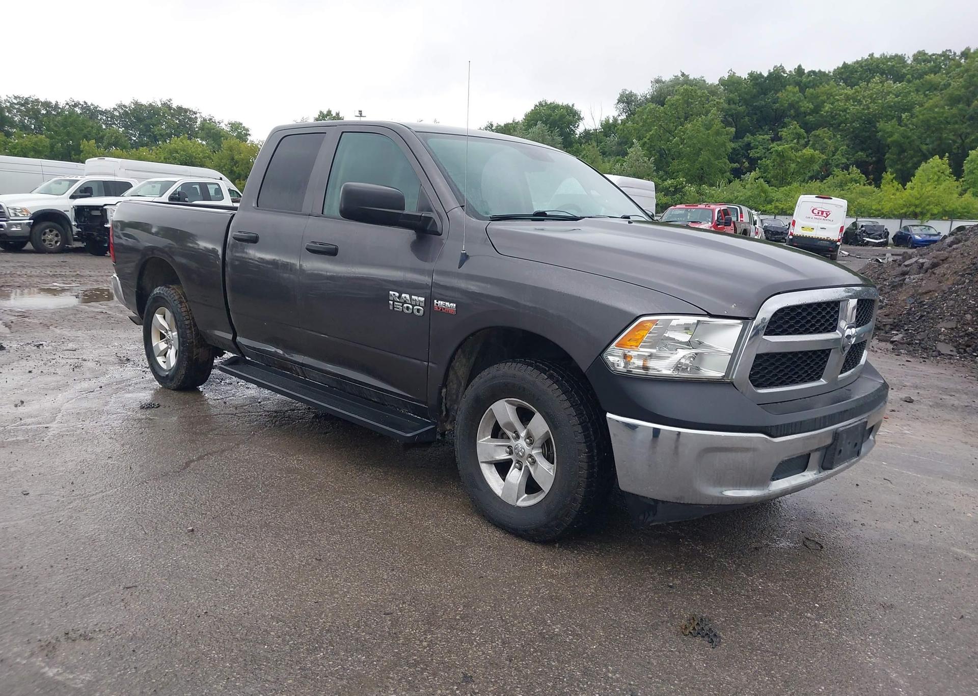2014 RAM 1500 ST