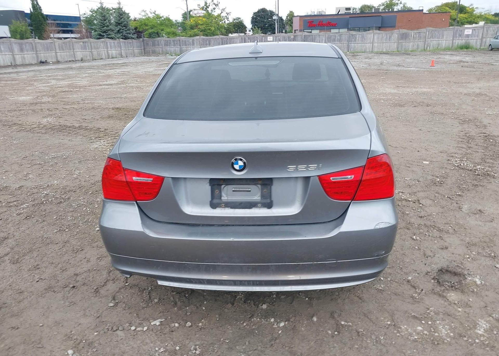 2011 BMW 323 I