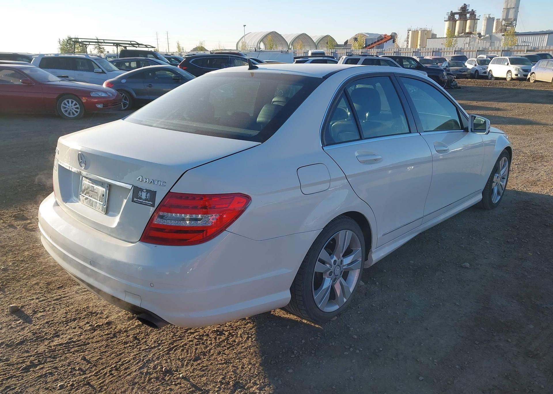 2011 MERCEDES-BENZ C 250 4MATIC