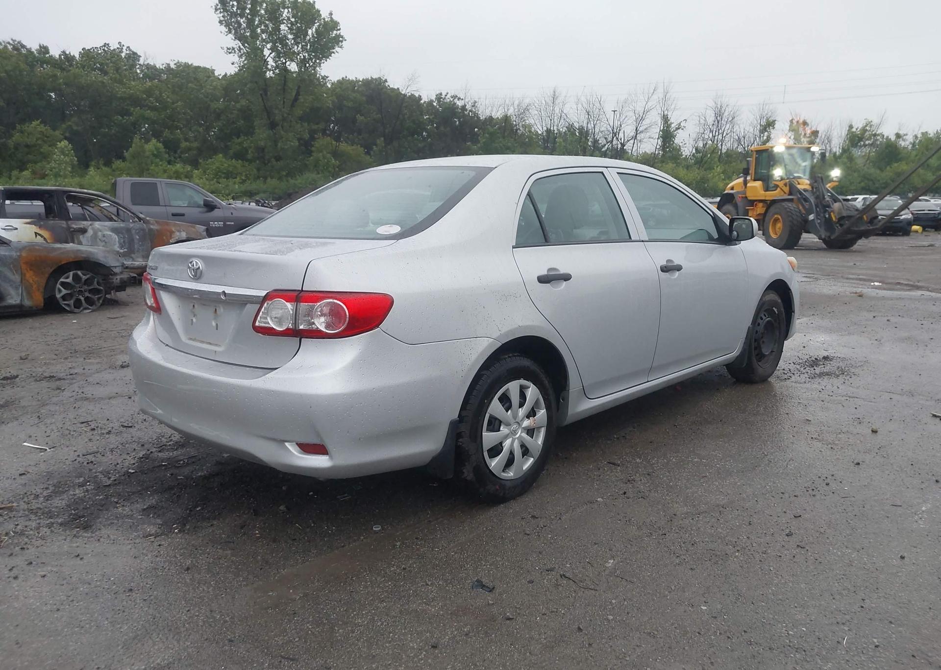 2013 TOYOTA COROLLA CE