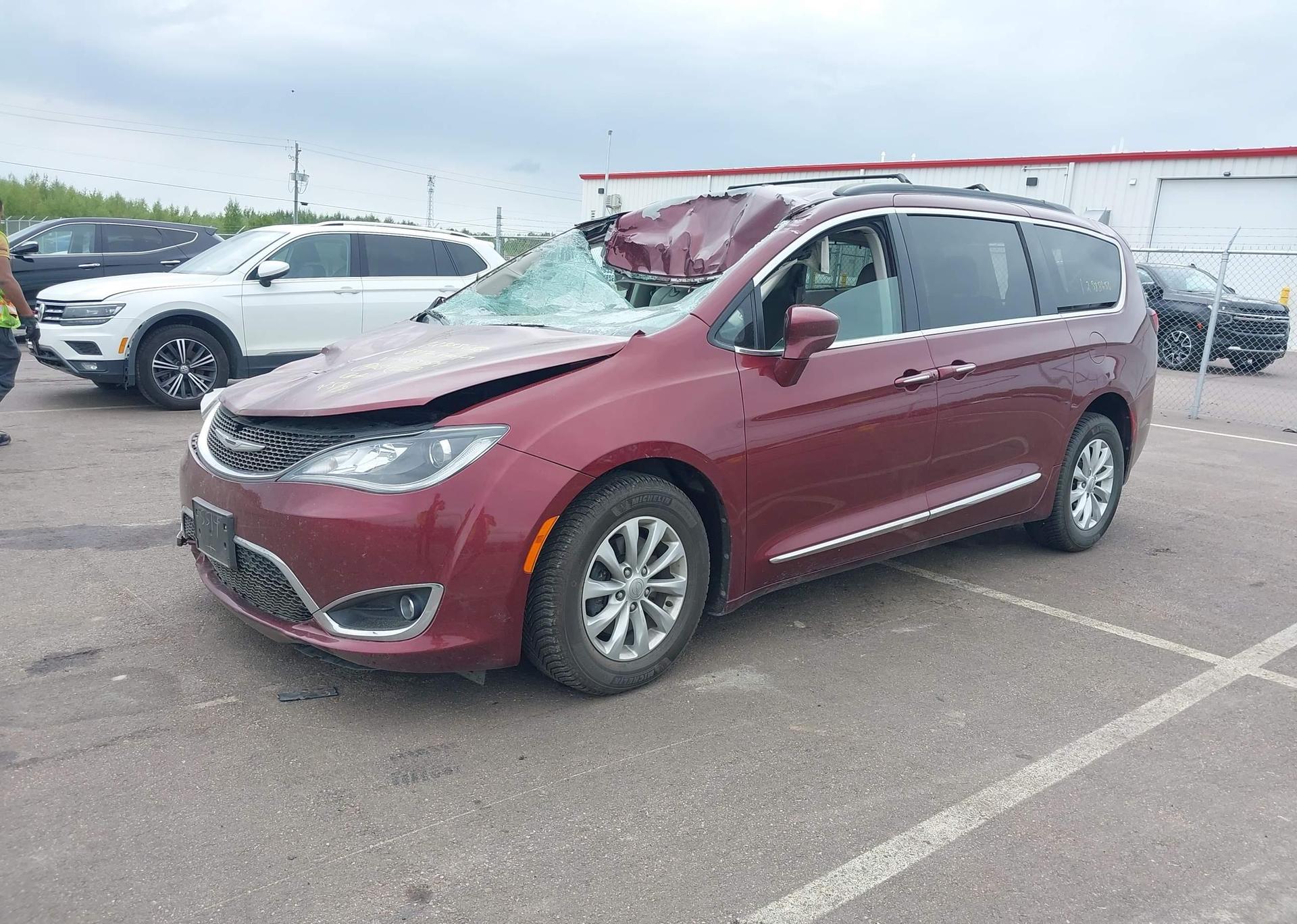 2017 CHRYSLER PACIFICA TOURING L