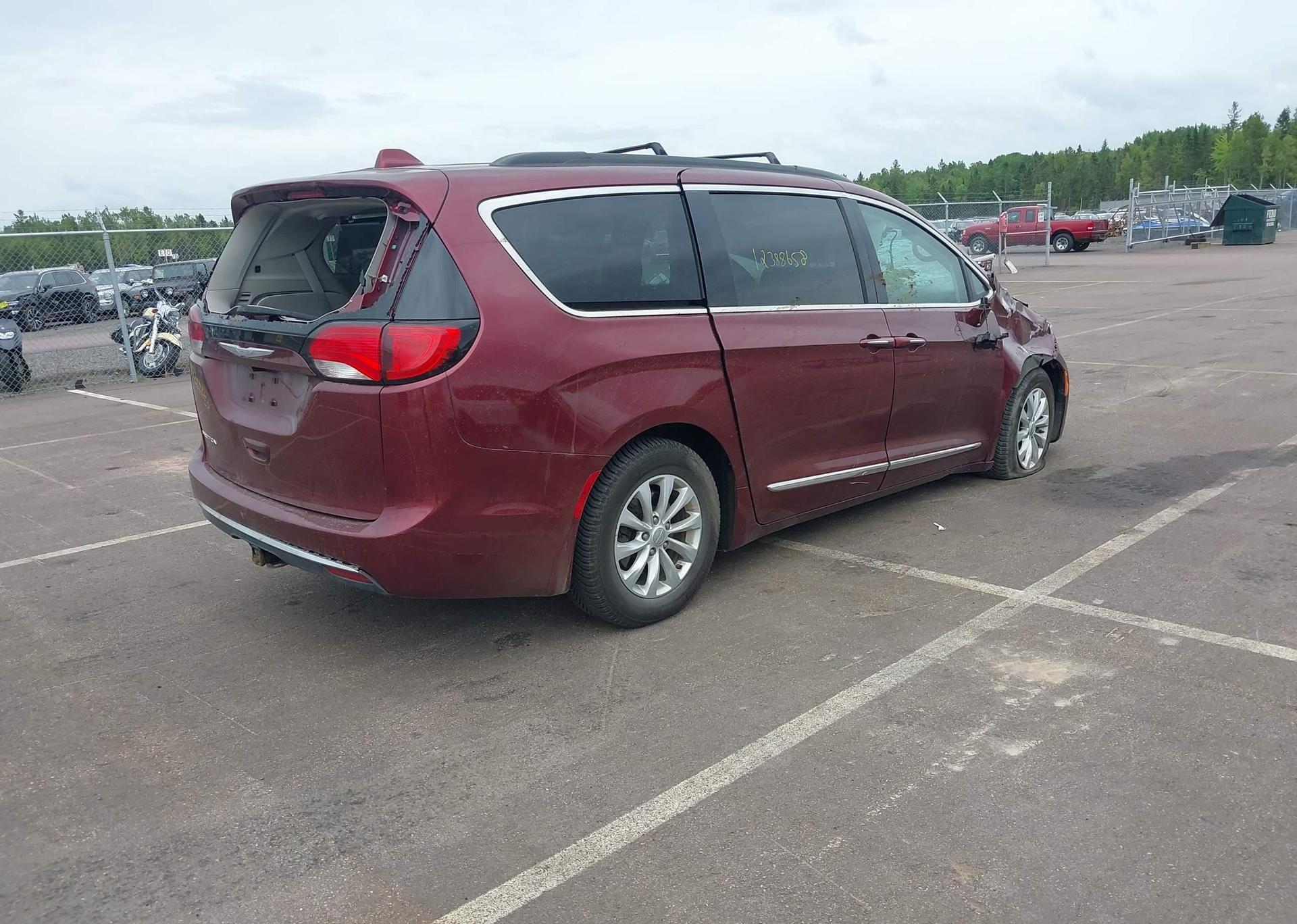 2017 CHRYSLER PACIFICA TOURING L