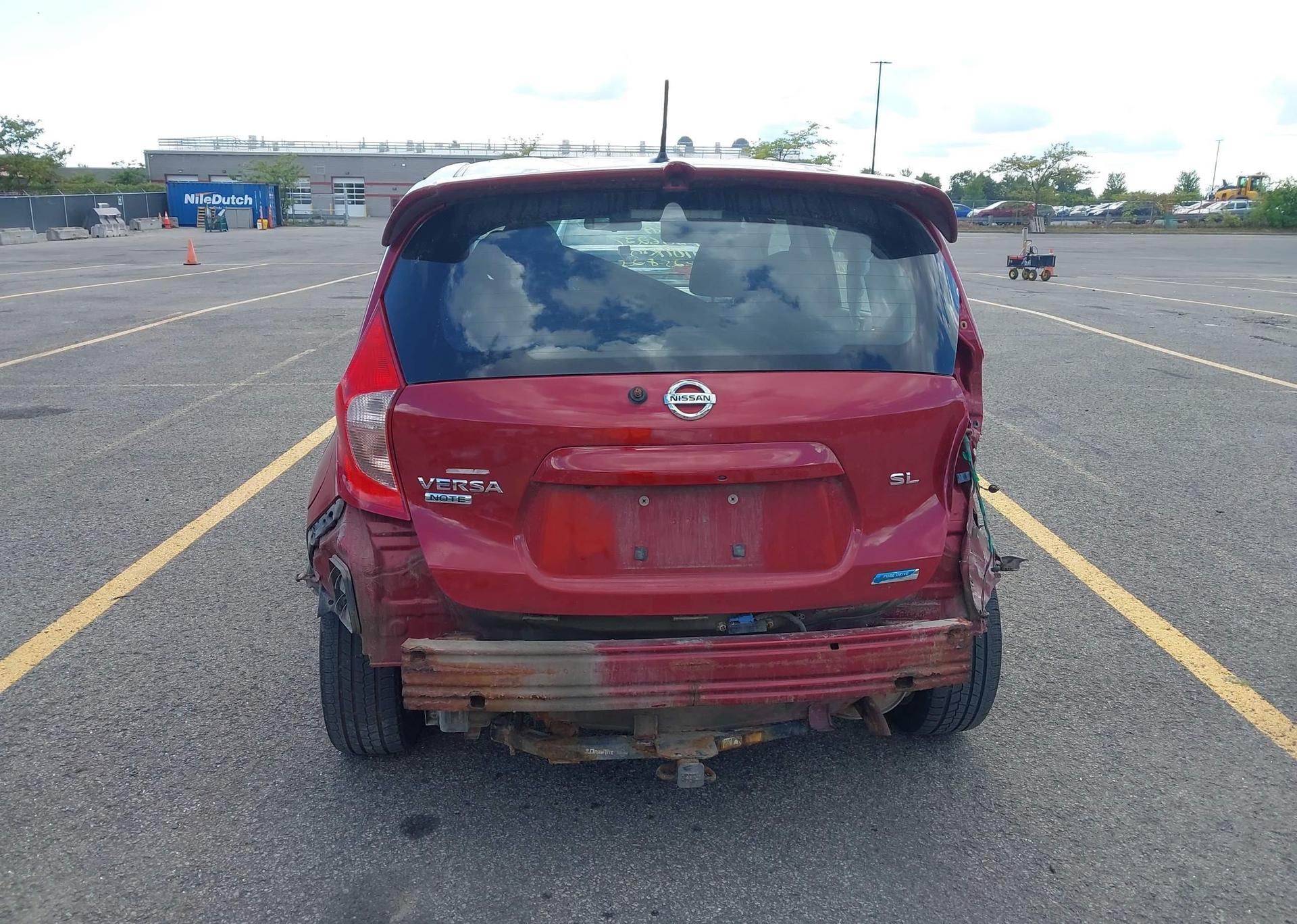 2014 NISSAN VERSA