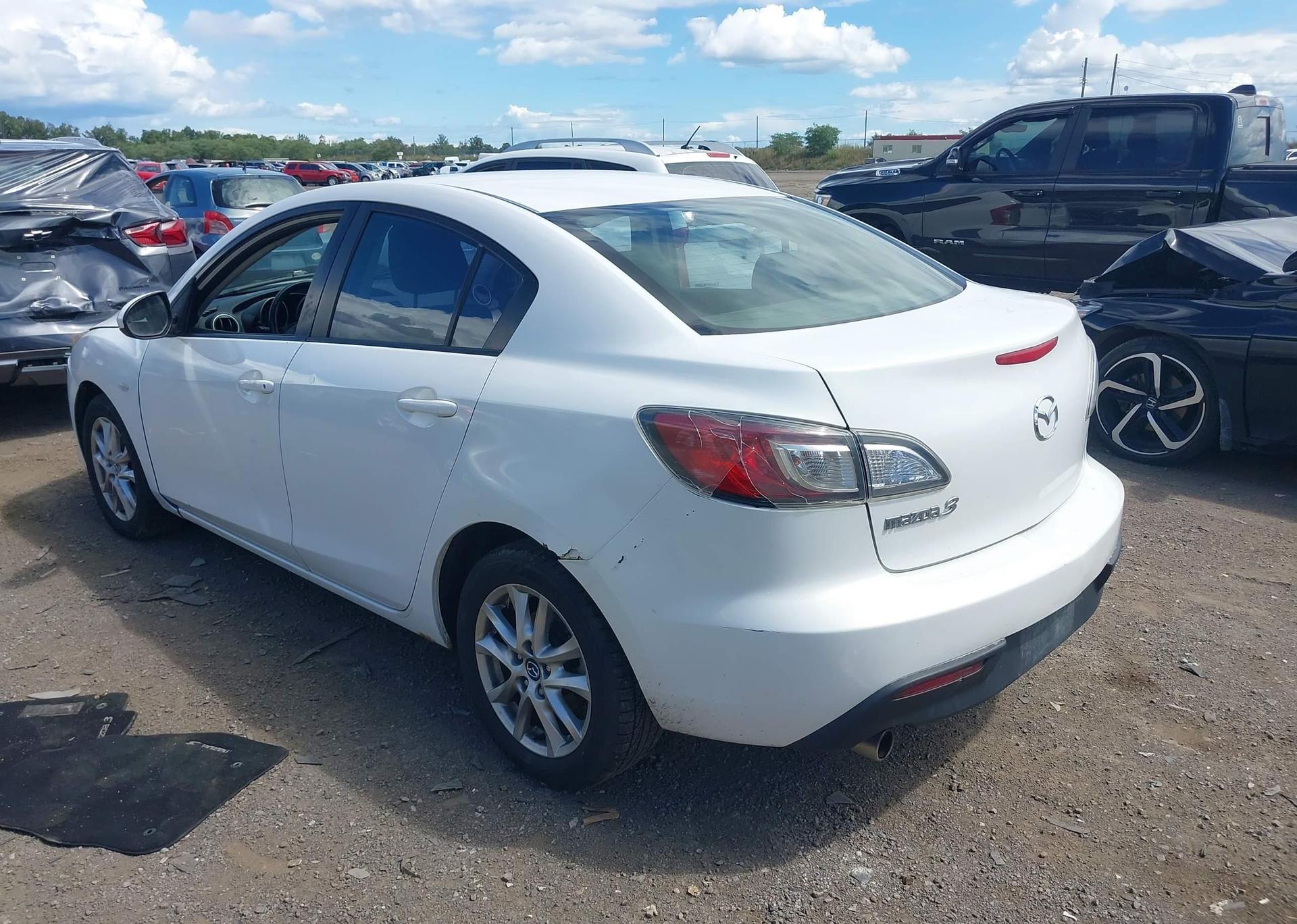 2010 MAZDA MAZDA3 GS