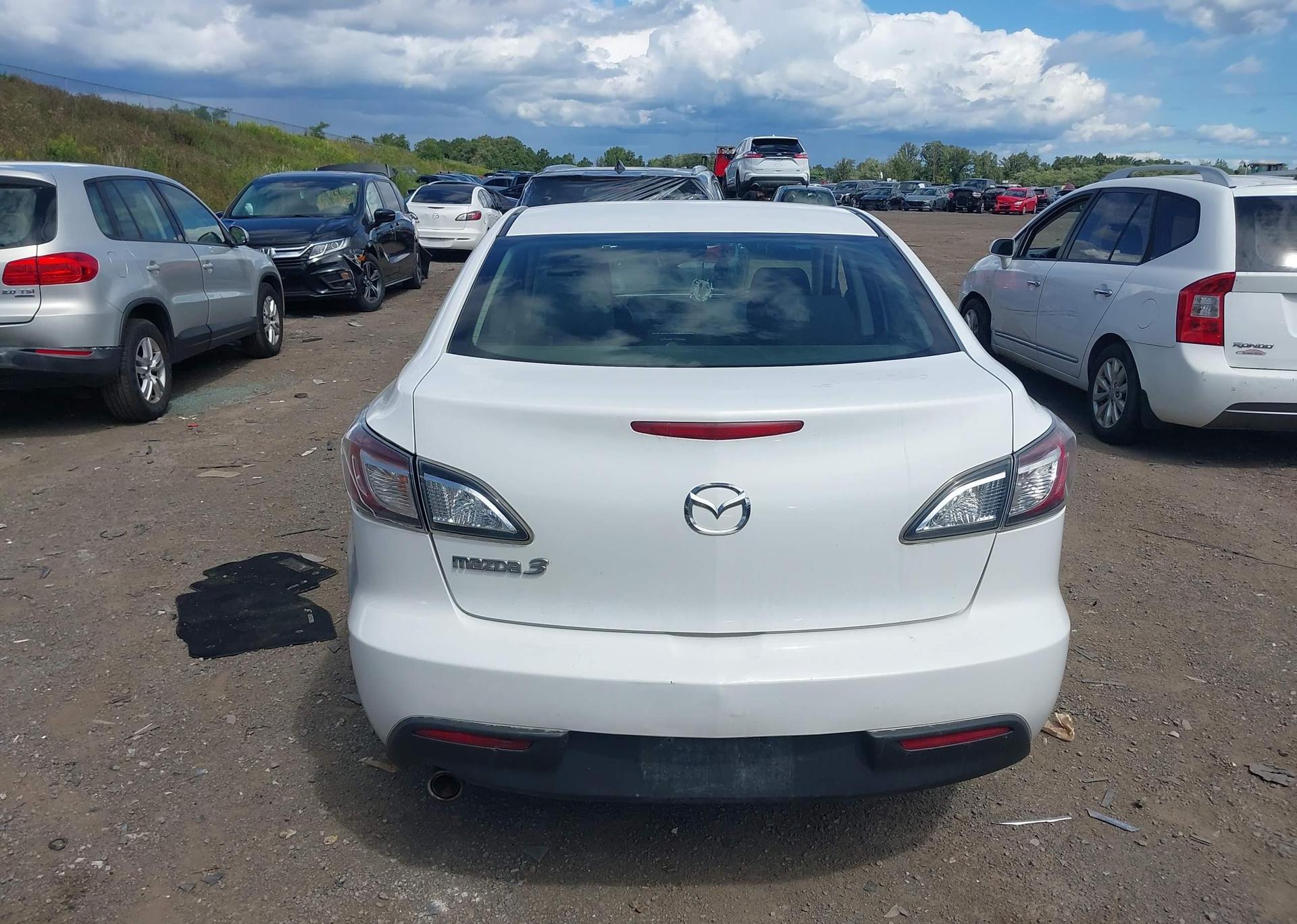 2010 MAZDA MAZDA3 GS