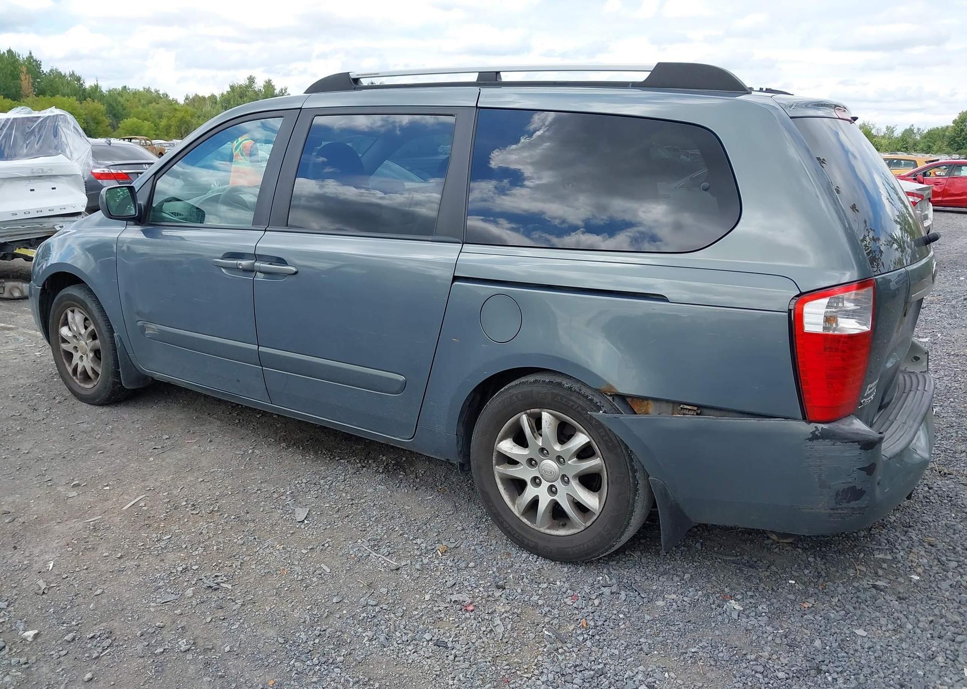 2006 KIA SEDONA EX