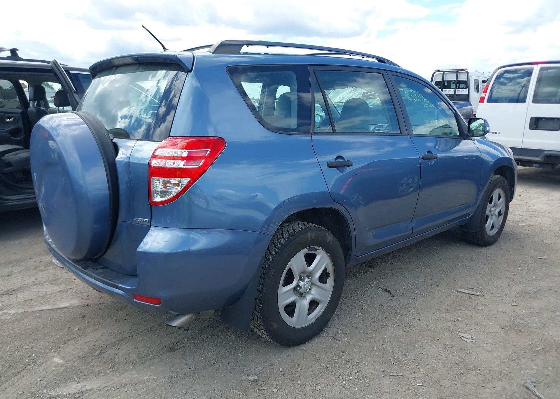 2011 TOYOTA RAV4