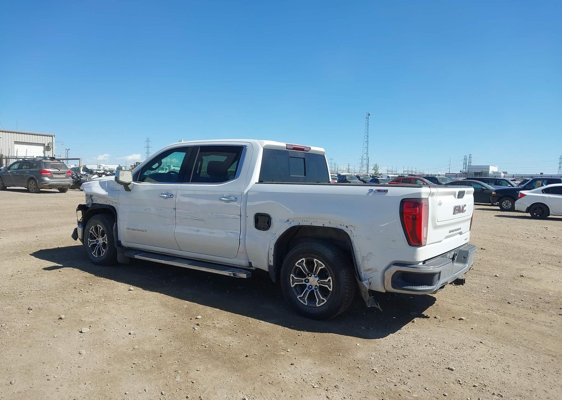 2021 GMC SIERRA K1500 SLT