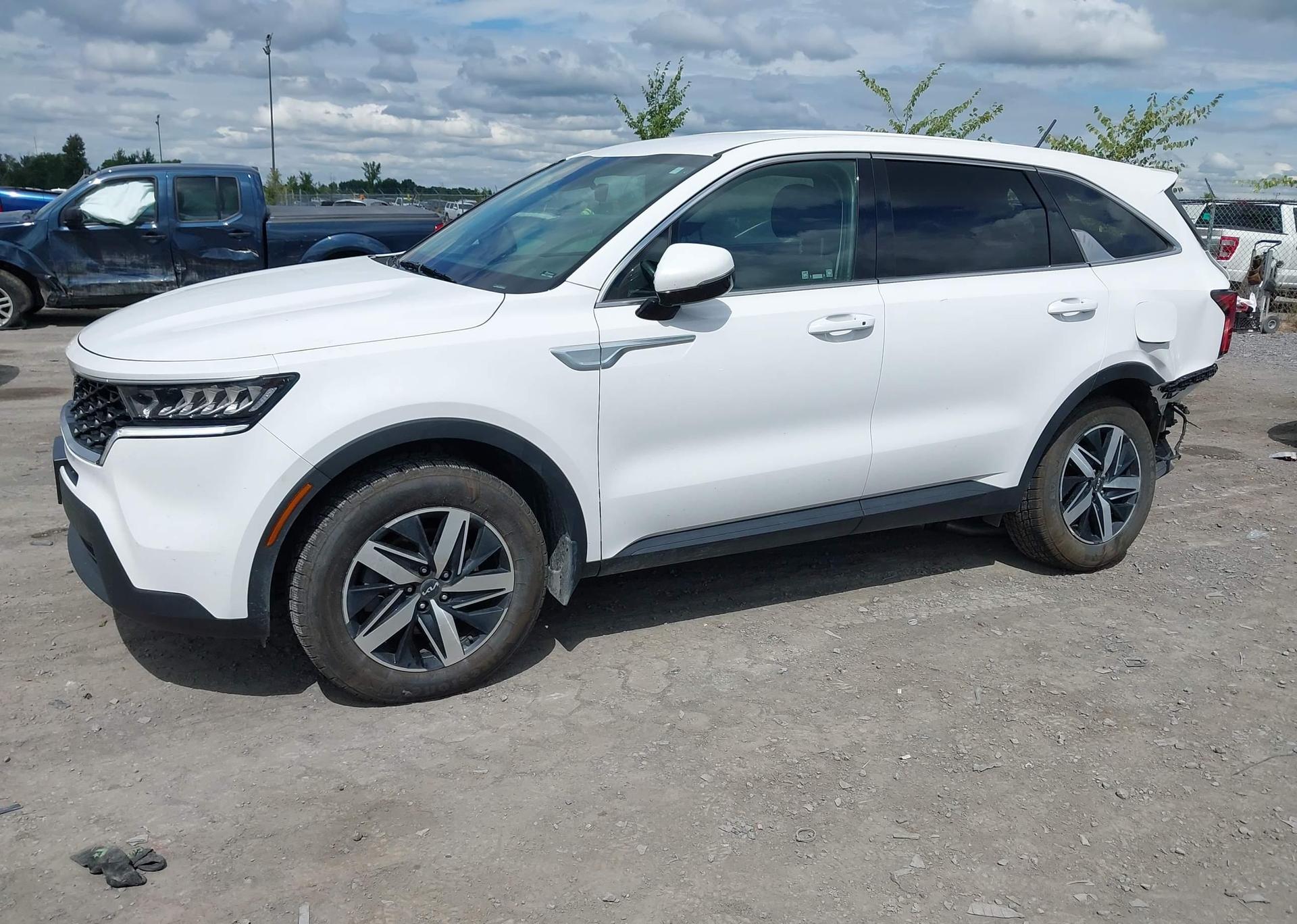 2022 KIA SORENTO 2.5L LX PREMIUM