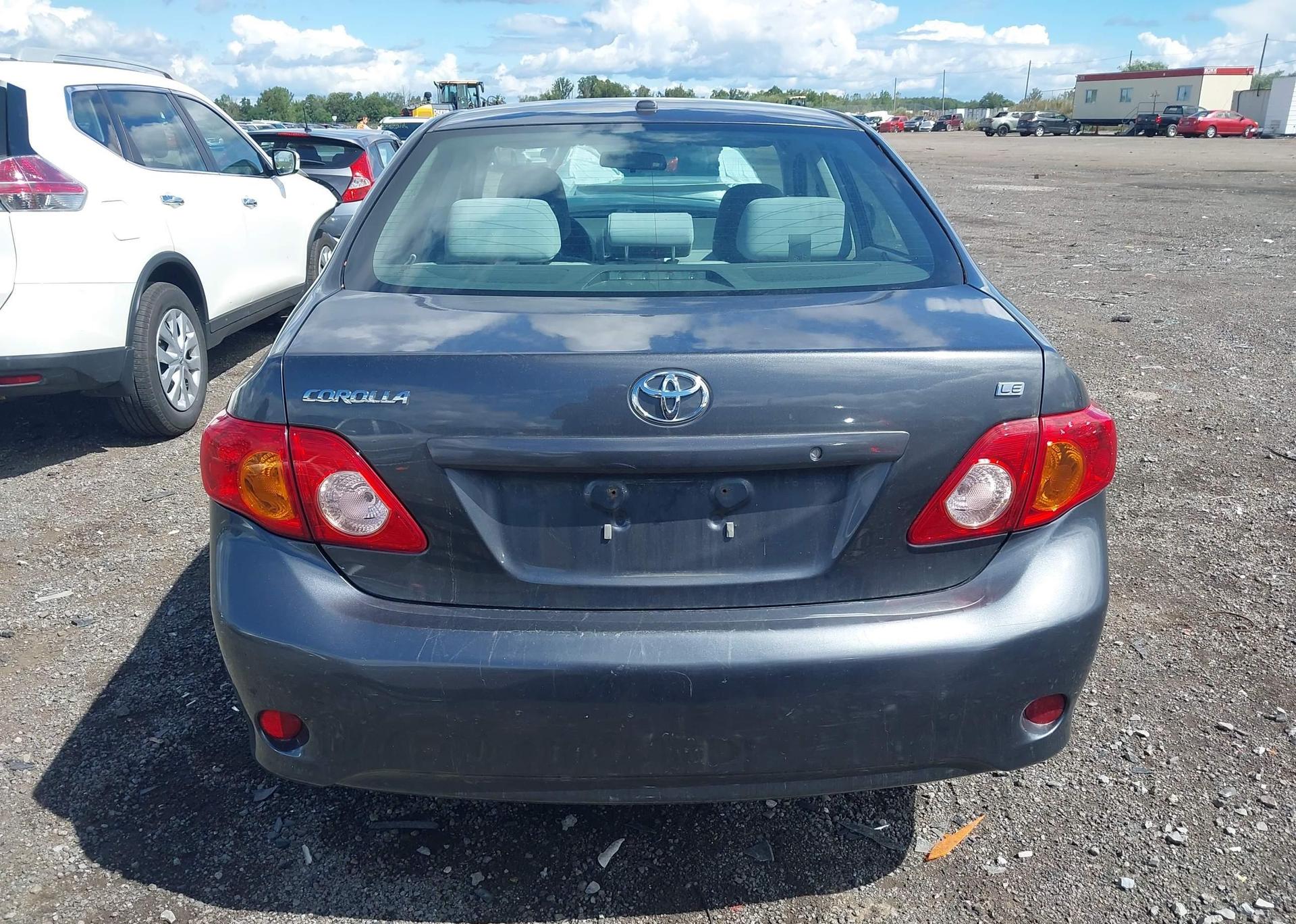 2009 TOYOTA COROLLA LE