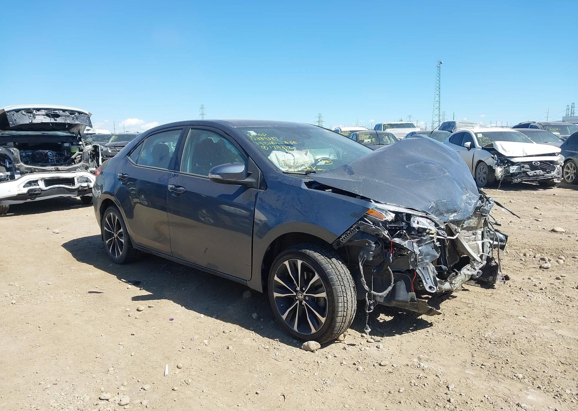 2019 TOYOTA COROLLA SE