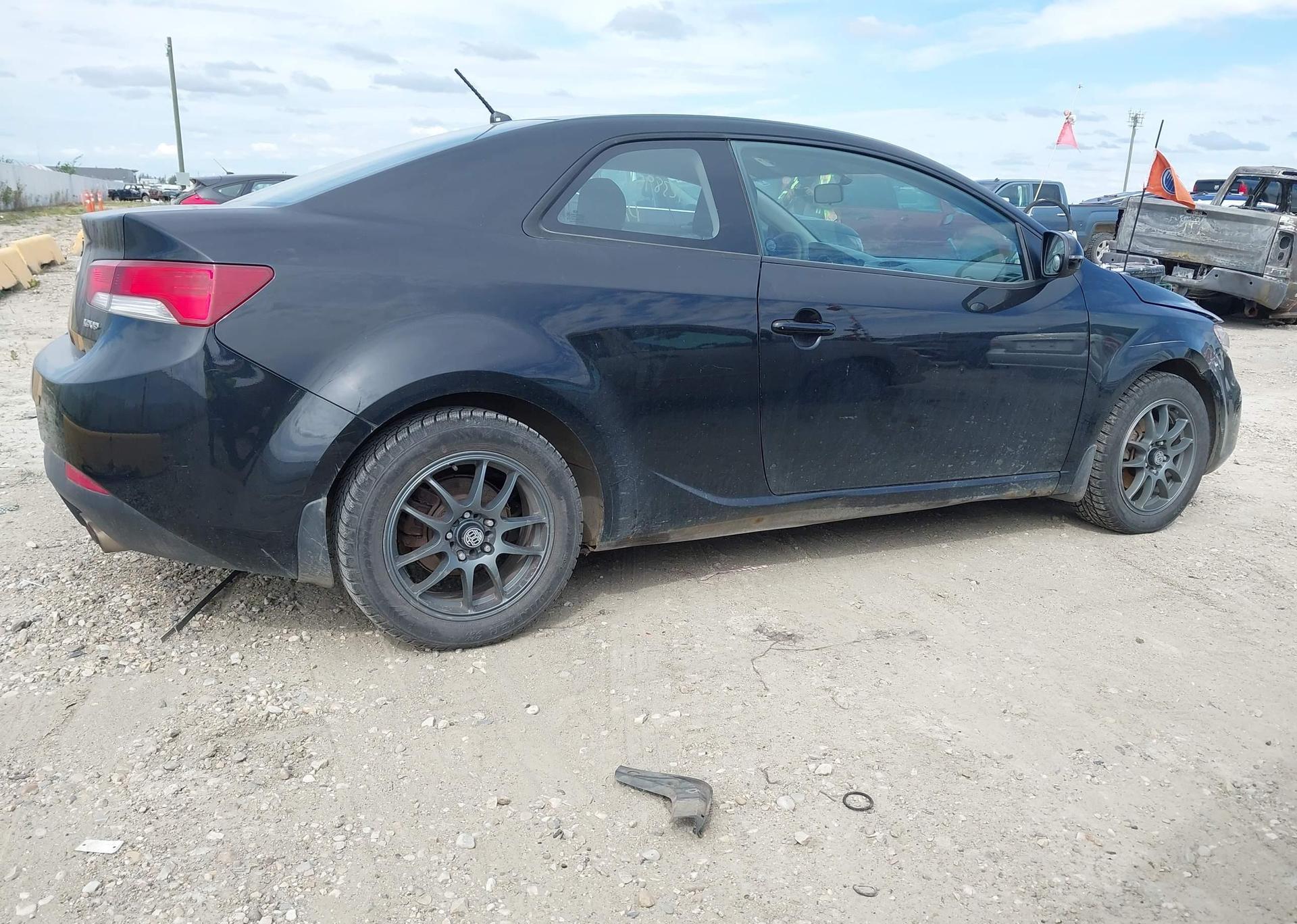 2012 KIA FORTE KOUP 2.0L EX