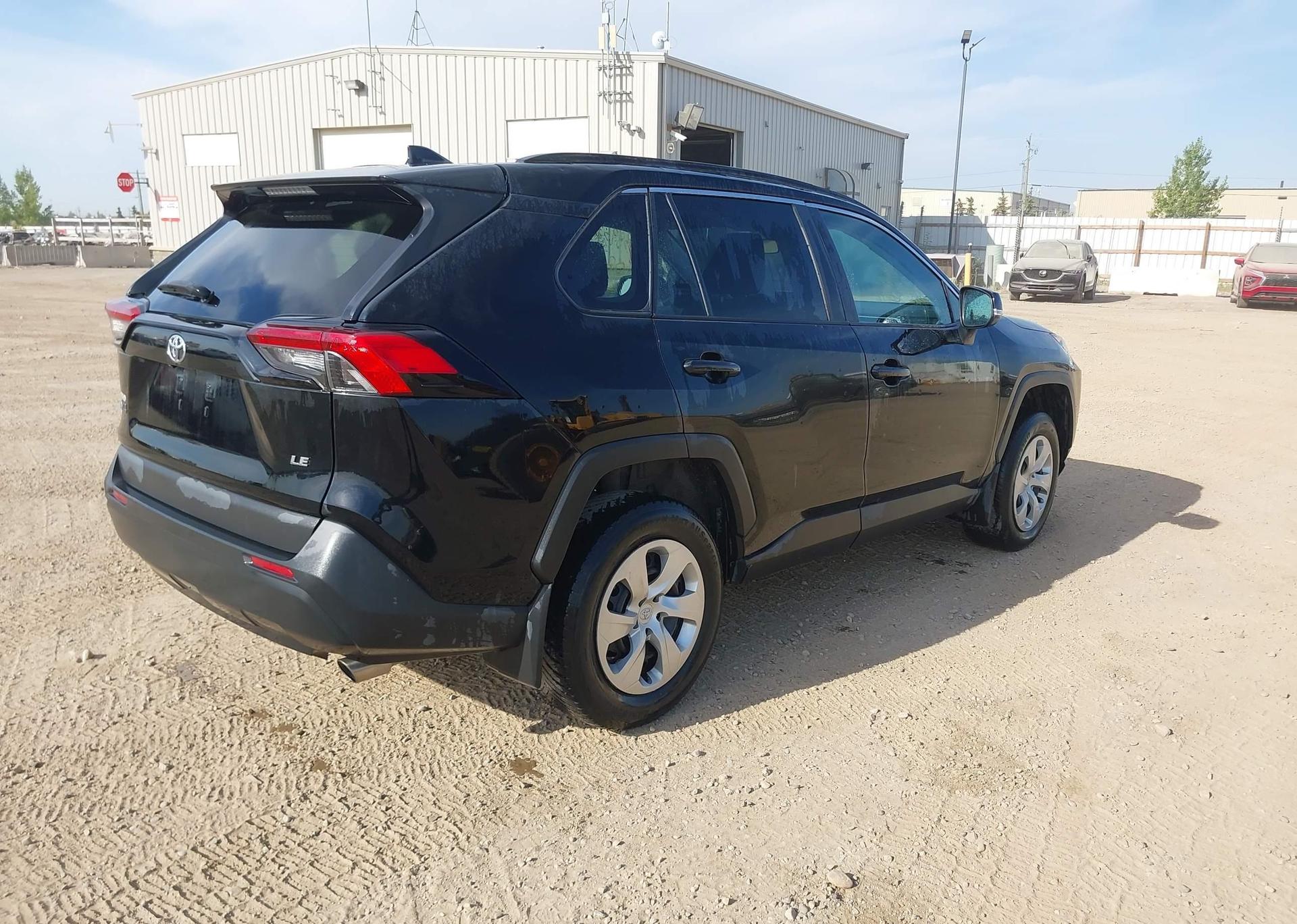 2019 TOYOTA RAV4 LE