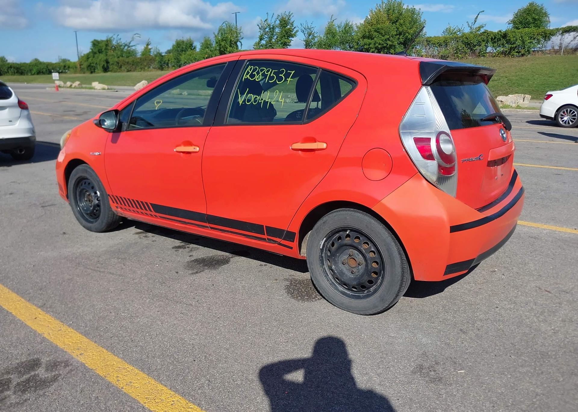 2012 TOYOTA Prius c