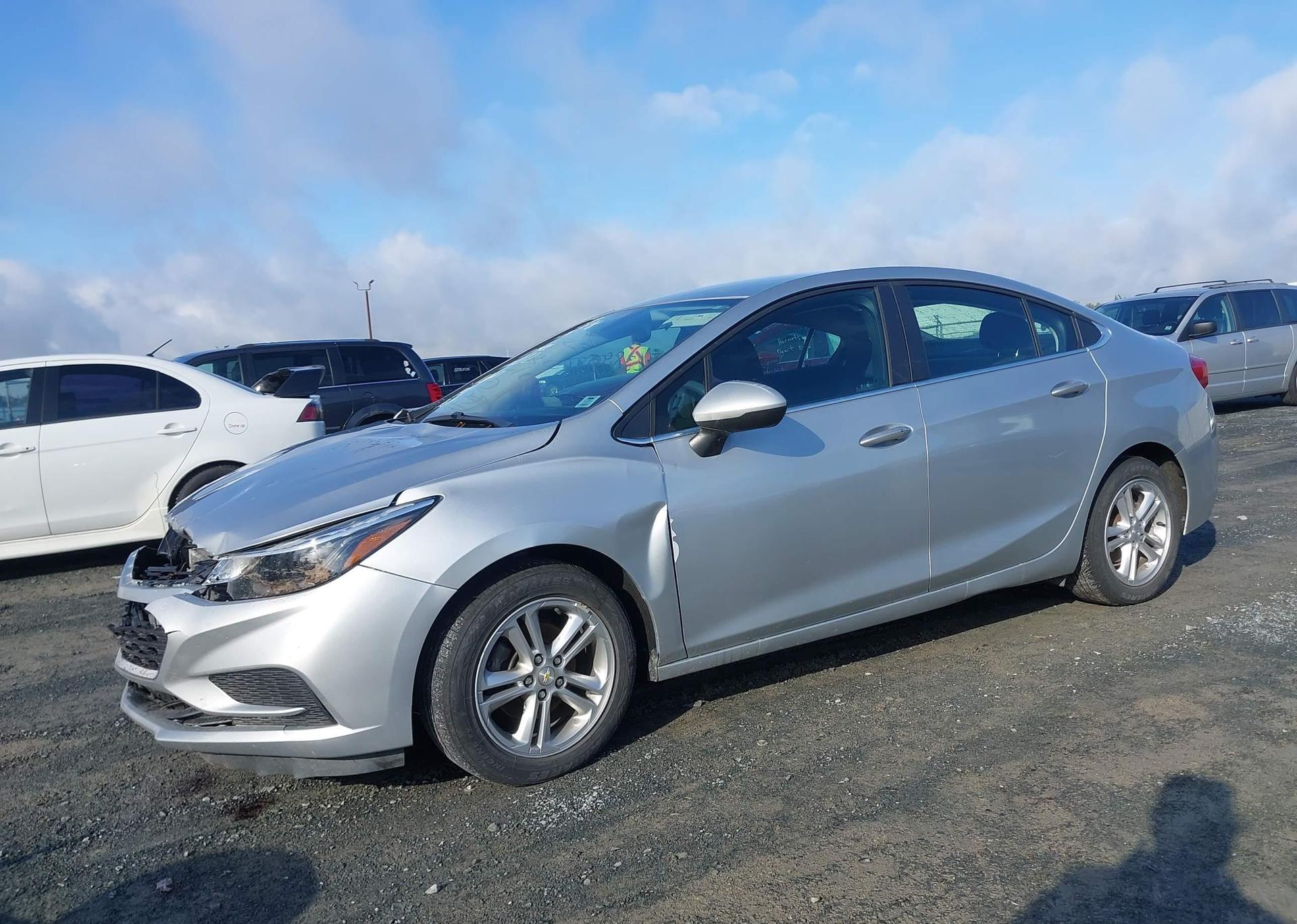 2018 CHEVROLET CRUZE LT