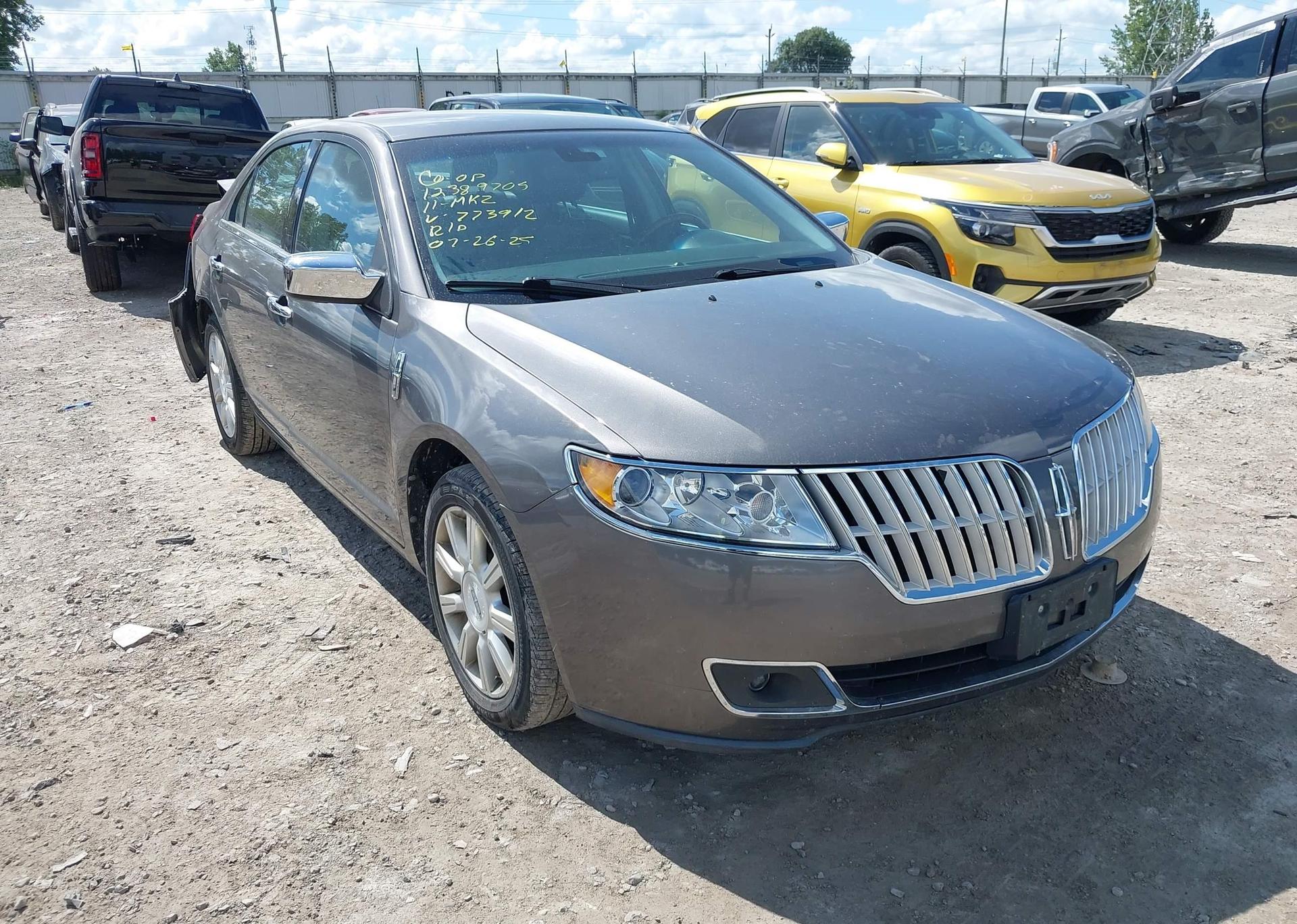 2011 LINCOLN MKZ