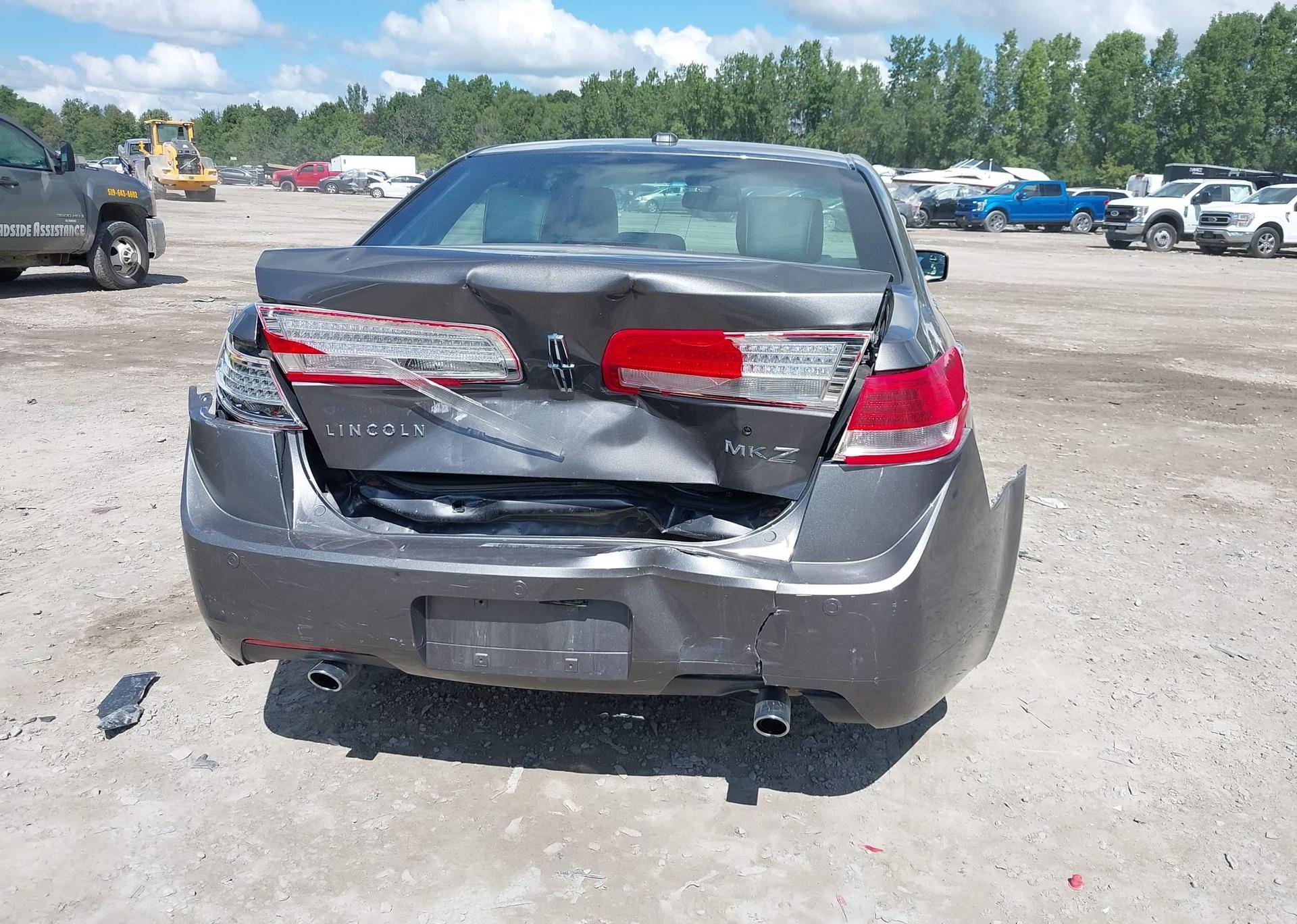 2011 LINCOLN MKZ